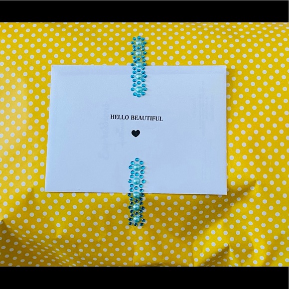 Smiling is ALWAYS in fashion! - Picture 2 of 14